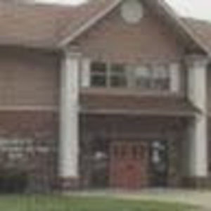 Meet your Posher, Pamela